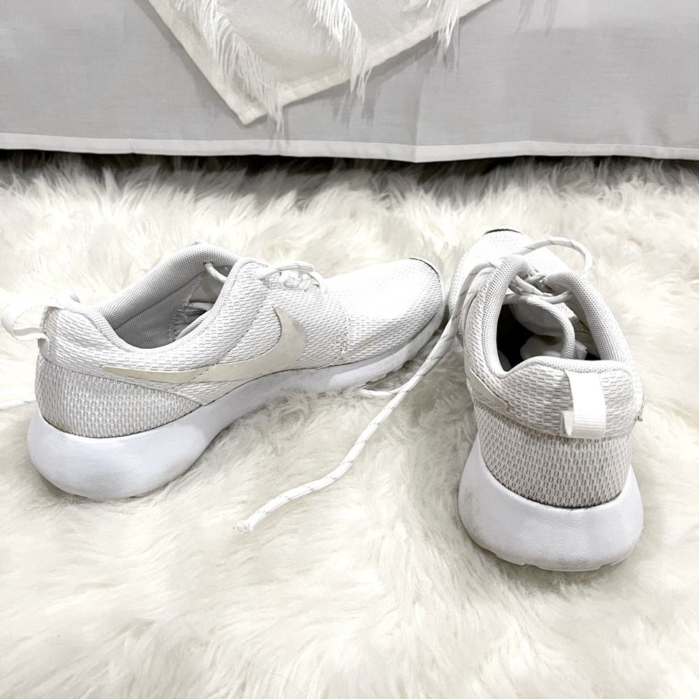 Nike free runs